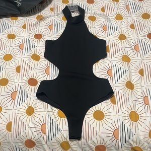 HALTER BLACK BODY SUIT SIZE XS